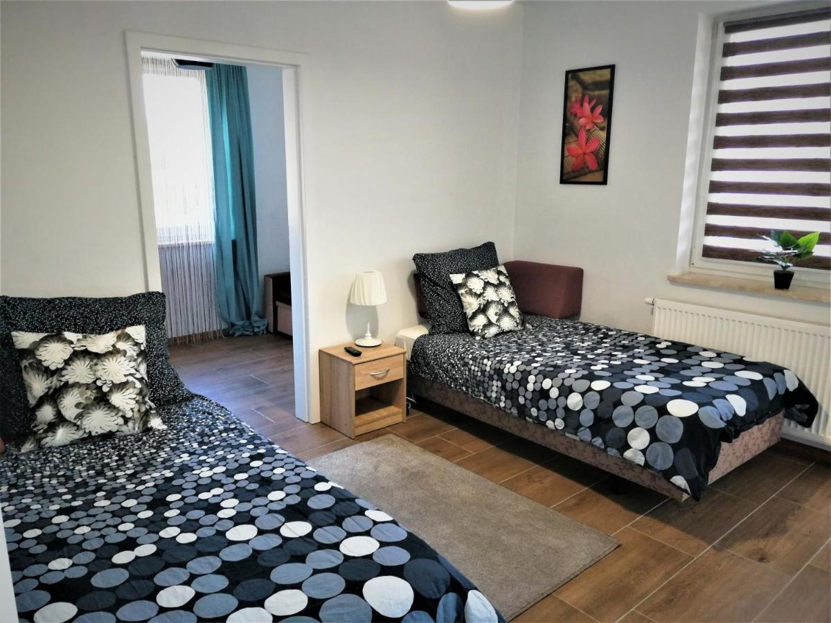 Pokoje - Studio Gliwice I Przy Onkologii Exterior foto